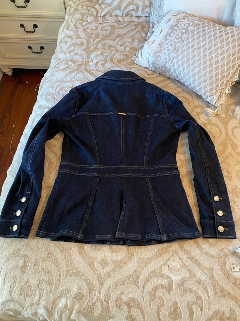 WHBM Denim Jacket Size S Structured Dark Wash - Picture 8 of 9